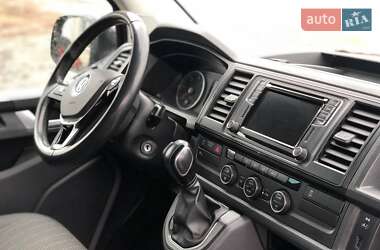 Мінівен Volkswagen Caravelle 2016 в 