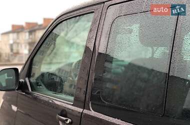 Мінівен Volkswagen Caravelle 2016 в 