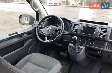 Мінівен Volkswagen Caravelle 2016 в 
