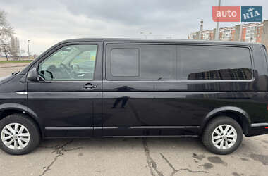 Минивэн Volkswagen Caravelle 2016 в 
