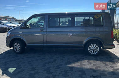 Минивэн Volkswagen Caravelle 2016 в 