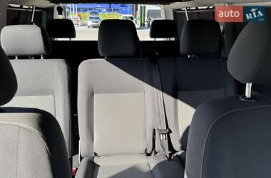 Минивэн Volkswagen Caravelle 2013 в 