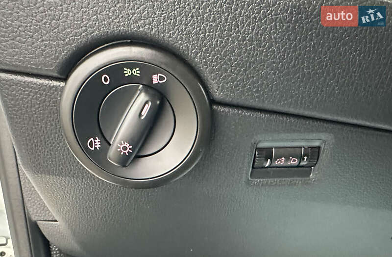 Минивэн Volkswagen Caravelle 2019 в Львове