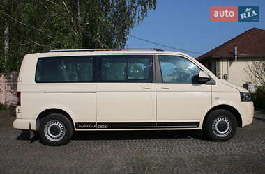 Мінівен Volkswagen Caravelle 2012 в 