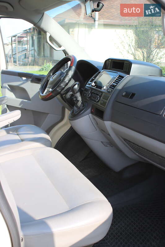 Минивэн Volkswagen Caravelle 2012 в Броварах фото 21 Минивэн Volkswagen Caravelle 2012 в Броварах