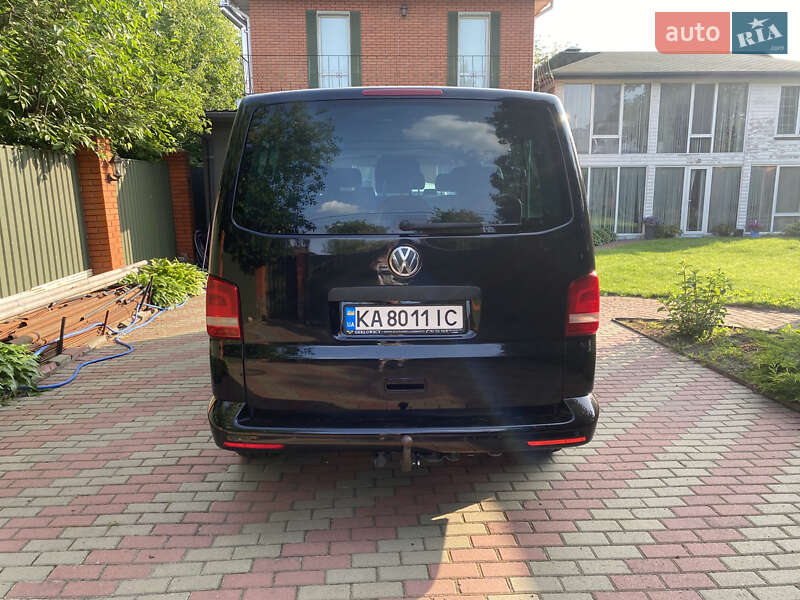 Минивэн Volkswagen Caravelle 2013 в Киеве