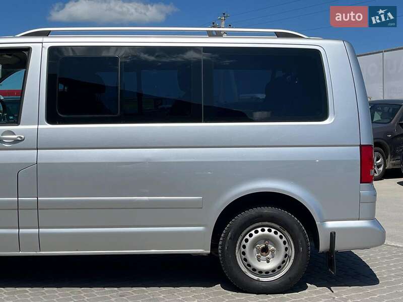 Минивэн Volkswagen Caravelle 2013 в Львове