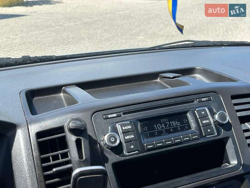 Минивэн Volkswagen Caravelle 2013 в Львове