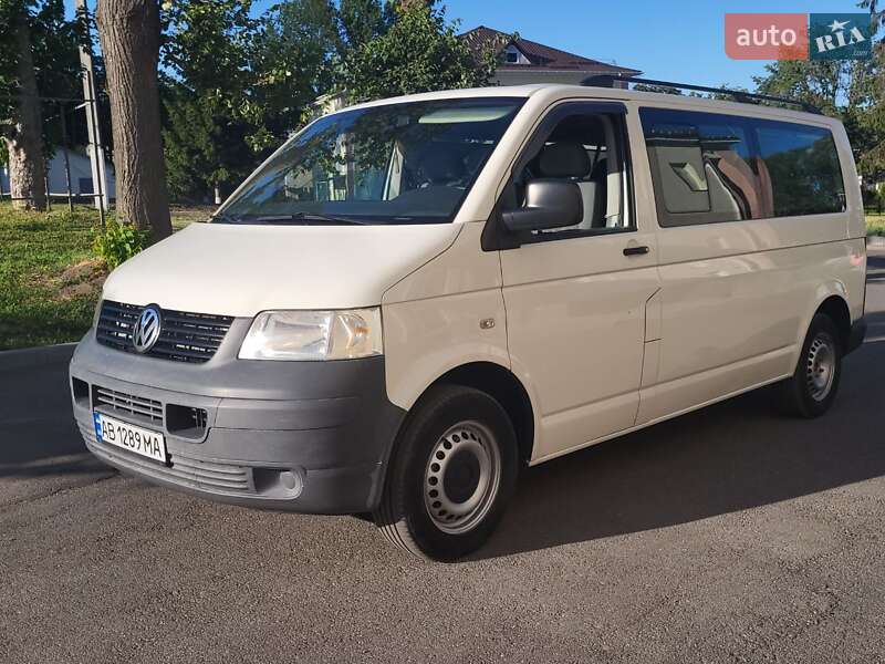 Минивэн Volkswagen Caravelle 2008 в Тростянце