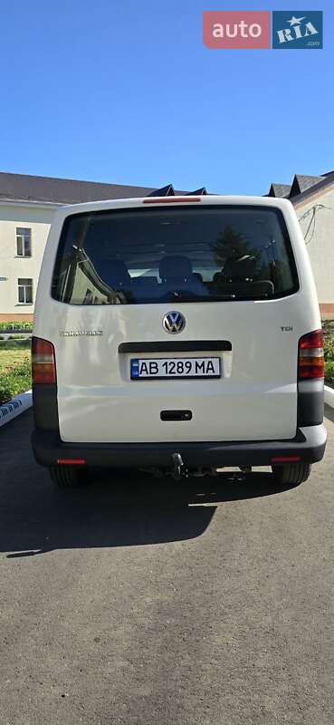 Минивэн Volkswagen Caravelle 2008 в Тростянце