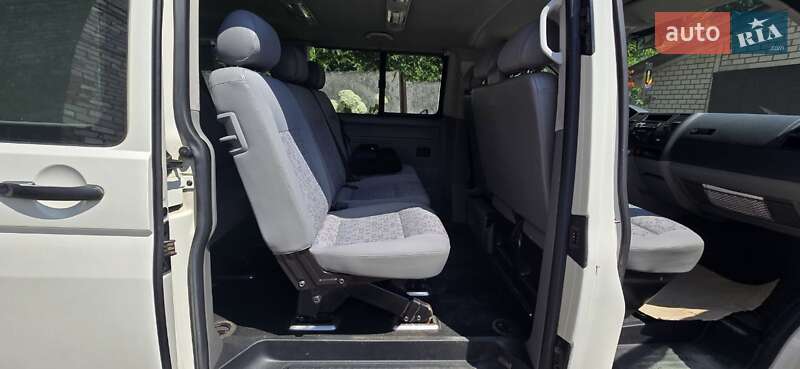 Минивэн Volkswagen Caravelle 2008 в Тростянце