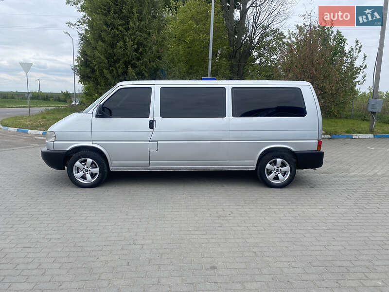 Минивэн Volkswagen Caravelle 2002 в Жовкве