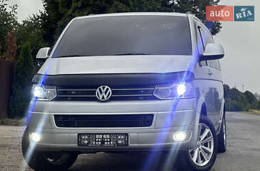Volkswagen Caravelle 2012 Volkswagen Caravelle 2012