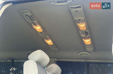 Минивэн Volkswagen Caravelle 2012 в 