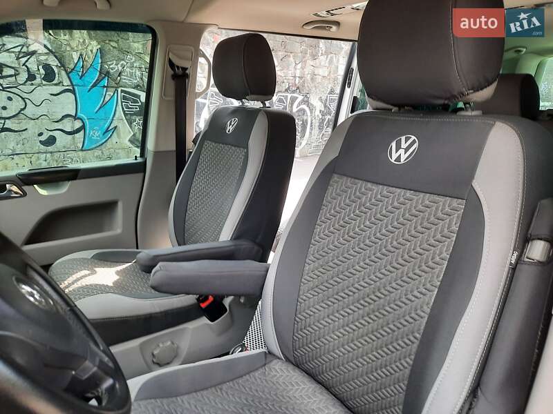 Минивэн Volkswagen Caravelle 2014 в Днепре