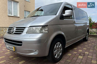 Volkswagen Caravelle 2009