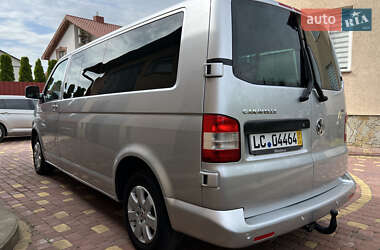 Минивэн Volkswagen Caravelle 2009 в 