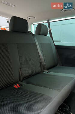 Минивэн Volkswagen Caravelle 2009 в 