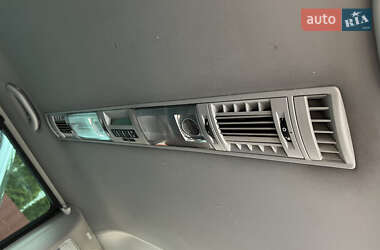 Минивэн Volkswagen Caravelle 2009 в 