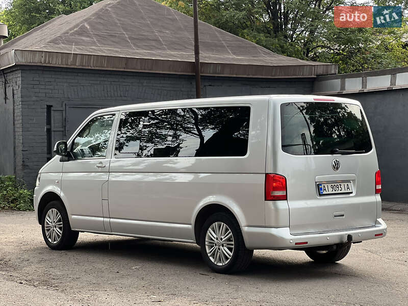 Минивэн Volkswagen Caravelle 2010 в Каменском