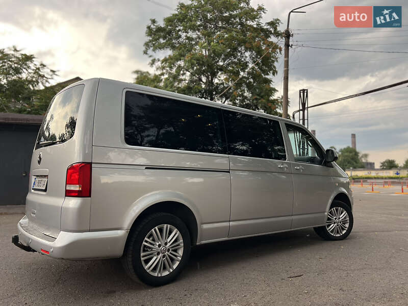 Минивэн Volkswagen Caravelle 2010 в Каменском
