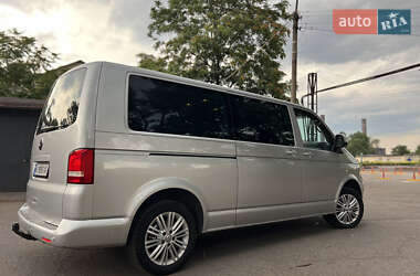 Минивэн Volkswagen Caravelle 2010 в 
