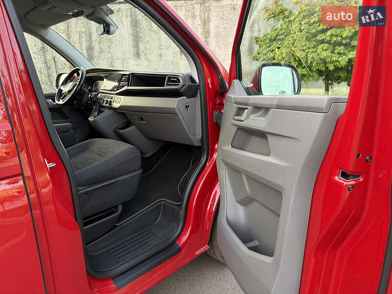 Минивэн Volkswagen Caravelle 2020 в Ровно