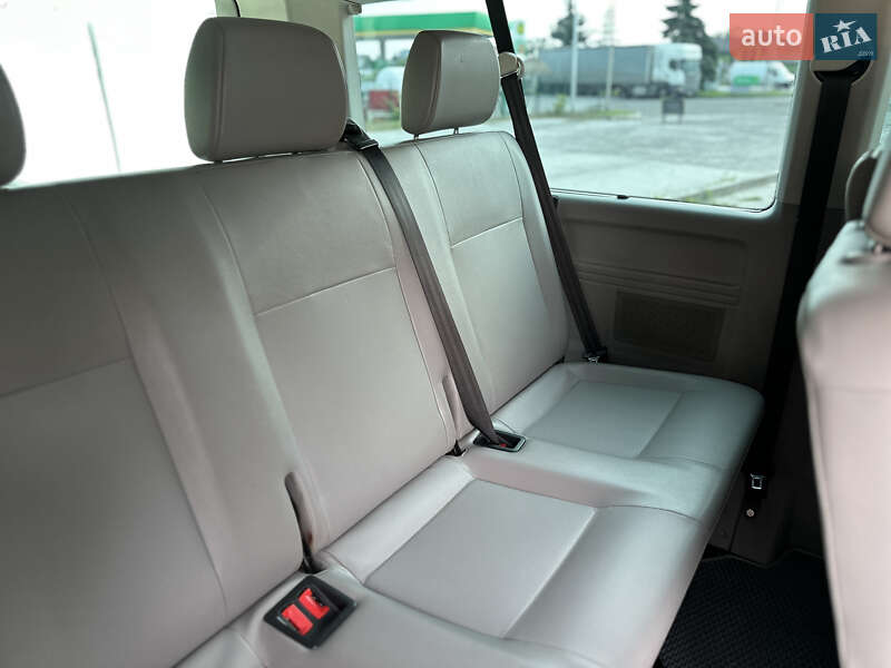 Мінівен Volkswagen Caravelle 2011 в Львові