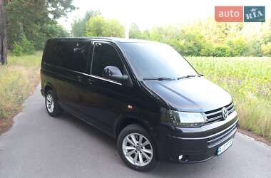 Минивэн Volkswagen Caravelle 2010 в 