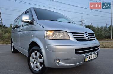 Volkswagen Caravelle 2008