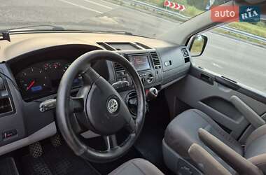 Минивэн Volkswagen Caravelle 2008 в 