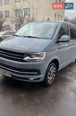 Мінівен Volkswagen Caravelle 2010 в Чернівцях