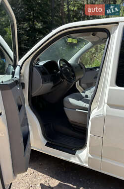 Минивэн Volkswagen Caravelle 2008 в 