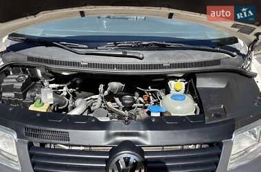 Минивэн Volkswagen Caravelle 2008 в 