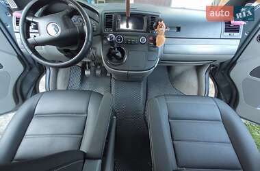 Минивэн Volkswagen Caravelle 2005 в 