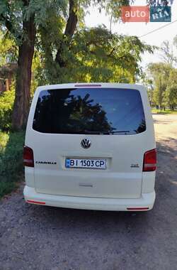 Минивэн Volkswagen Caravelle 2013 в 