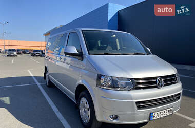 Volkswagen Caravelle 2014