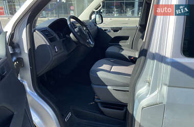 Минивэн Volkswagen Caravelle 2014 в 