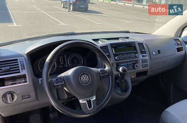 Минивэн Volkswagen Caravelle 2014 в 