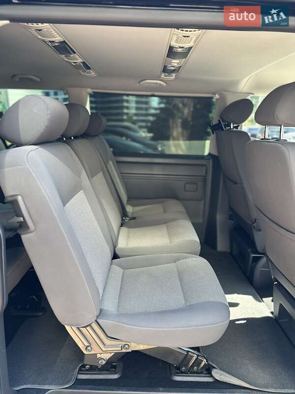 Минивэн Volkswagen Caravelle 2011 в Одессе