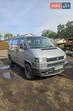 Мінівен Volkswagen Caravelle 1996 в Чернівцях