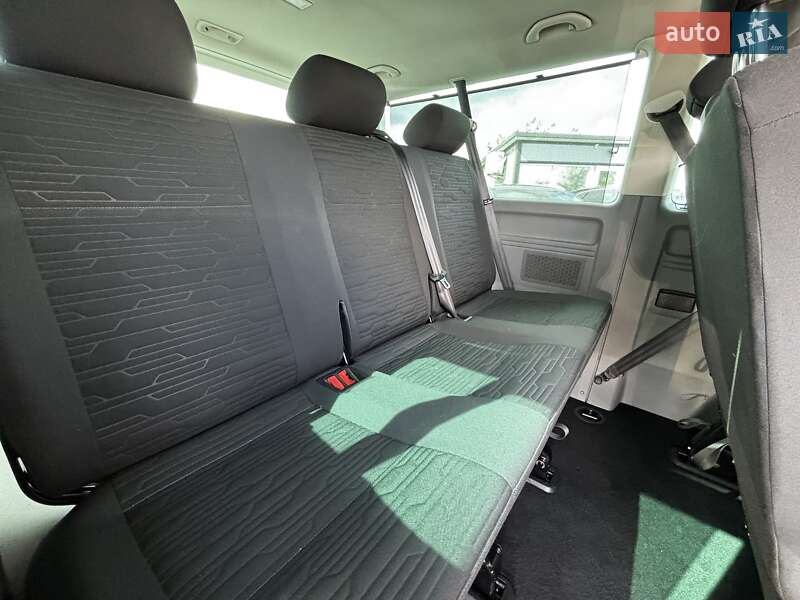 Минивэн Volkswagen Caravelle 2020 в Львове