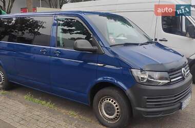 Минивэн Volkswagen Caravelle 2016 в 