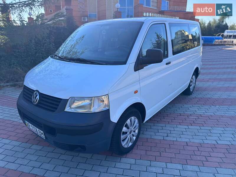 Минивэн Volkswagen Caravelle 2003 в Запорожье