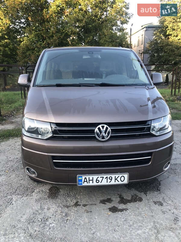 Мінівен Volkswagen Caravelle 2013 в Кам'янському
