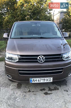 Минивэн Volkswagen Caravelle 2013 в 