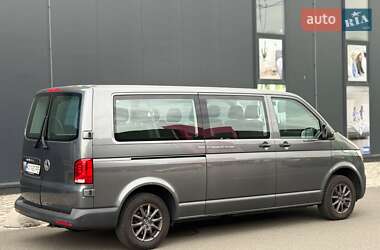Минивэн Volkswagen Caravelle 2020 в 