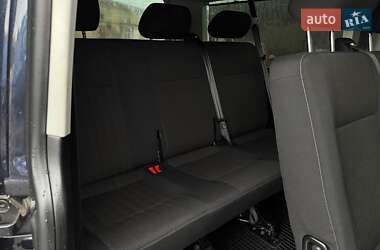 Минивэн Volkswagen Caravelle 2017 в 