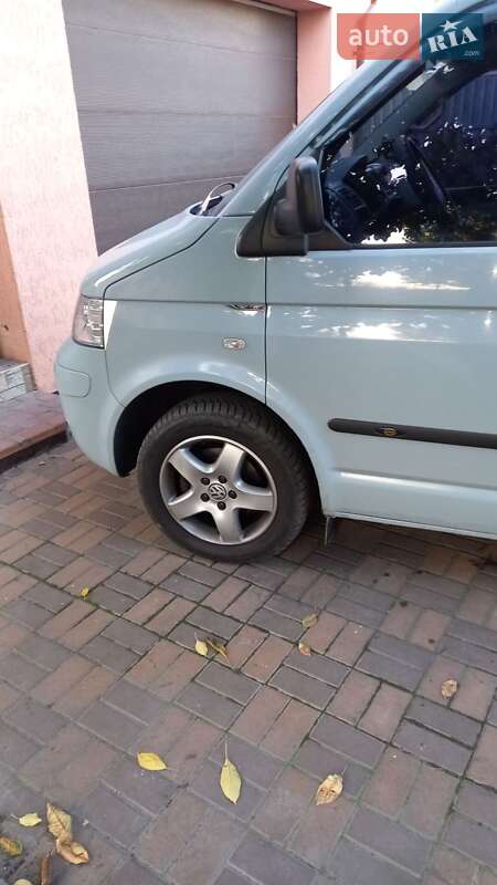 Минивэн Volkswagen Caravelle 2008 в Киеве