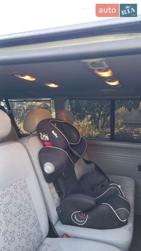 Минивэн Volkswagen Caravelle 2008 в Киеве
